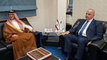 الحاج عرض مع البخاري لانطلاقة الهيئة المنظمة للاتصالات