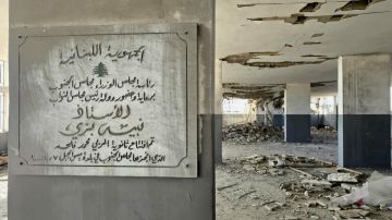 تلاميذ نازحون وصفوف بغرف جاهزة... كيف يتعلم الجنوب؟ تلاميذ نازحون وصفوف بغرف جاهزة... كيف يتعلم الجنوب؟