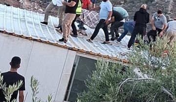 جيش العدو الإسرائيلي يغير على منشرة واستشهاد شقيقين ويتهم اليونيفيل بإسقاط طائرة مسيرة في جنوب لبنان الأحد جيش العدو الإسرائيلي يغير على منشرة واستشهاد شقيقين ويتهم اليونيفيل بإسقاط طائرة مسيرة في جنوب لبنان الأحد