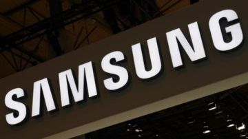 سامسونغ تراهن على الذكاء الاصطناعي وتدخل سوق الواقع الممتد بسماعة Galaxy XR سامسونغ تراهن على الذكاء الاصطناعي وتدخل سوق الواقع الممتد بسماعة Galaxy XR