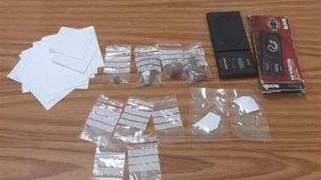 قوى الأمن الداخلي توقف مروجين مخدرات في الشويفات وتضبط كميات وأموال قوى الأمن الداخلي توقف مروجين مخدرات في الشويفات وتضبط كميات وأموال