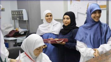 لمناسبة يوم الممرضة وولادة السيدة زينب (ع) وحدة العمل النسائي في حزب الله تكرم الممرضات اللواتي قمن بواجباتهن في الحرب (تقرير) لمناسبة يوم الممرضة وولادة السيدة زينب (ع) وحدة العمل النسائي في حزب الله تكرم الممرضات اللواتي قمن بواجباتهن في الحرب (تقرير)