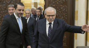 وزير الخارجية السورية من السراي: نحو تعزيز التعاون الأمني والاقتصادي مع لبنان وزير الخارجية السورية من السراي: نحو تعزيز التعاون الأمني والاقتصادي مع لبنان