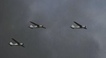 أصوات طيران حربي وإسعافات.. مسيرات إسرائيلية تبث رسائل تحذيرية فوق الجنوب! أصوات طيران حربي وإسعافات.. مسيرات إسرائيلية تبث رسائل تحذيرية فوق الجنوب!