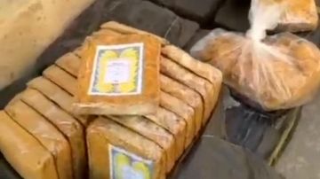 بالفيديو: تنباك عجمي مهرب... وهكذا خبأوه بالفيديو: تنباك عجمي مهرب... وهكذا خبأوه