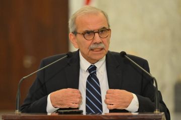 رئاسة مجلس الوزراء تنفي تعيين مستشار جديد وتوضح أن لا وجود لمن يشغل صفة مستشار إعلامي أو سياسي ضمن الفريق الحالي