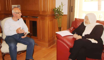 بهية الحريري عرضت مع رئيس اتحاد نقابات العمال والمستخدمين في الجنوب شؤونا عمالية وحياتية بهية الحريري عرضت مع رئيس اتحاد نقابات العمال والمستخدمين في الجنوب شؤونا عمالية وحياتية