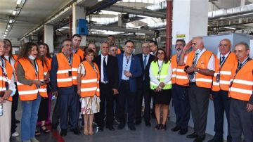 سقلاوي في لقاء مع الإعلاميين في العيد التسعين لـالريجي: عائدات الخزينة من ارباحنا ستلامس 500 مليون دولار سنة 2025 سقلاوي في لقاء مع الإعلاميين في العيد التسعين لـالريجي: عائدات الخزينة من ارباحنا ستلامس 500 مليون دولار سنة 2025