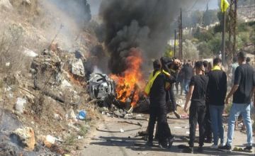 قتيل بهجوم مسيرة اسرائيلية استهدفت سيارة في جنوب لبنان قتيل بهجوم مسيرة اسرائيلية استهدفت سيارة في جنوب لبنان