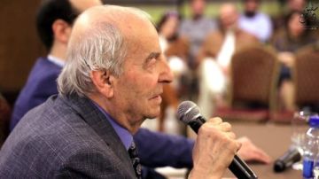 وفاة كبير شعراء الزجل اللبناني طليع حمدان