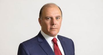 لقاءات حاكم مصرف لبنان في واشنطن تمحورت حول إطار إعادة هيكلة القطاع المصرفي لقاءات حاكم مصرف لبنان في واشنطن تمحورت حول إطار إعادة هيكلة القطاع المصرفي