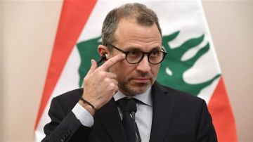 باسيل يحمل الحكومة المسؤولية.. أنتم تشجعون البقاء السوري في لبنان! باسيل يحمل الحكومة المسؤولية.. أنتم تشجعون البقاء السوري في لبنان!