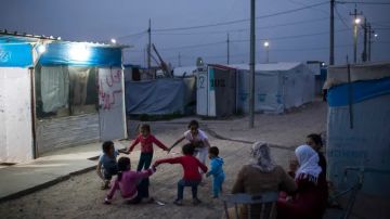 عودة طوعية لـ20 عائلة سورية من لبنان إلى دمشق عودة طوعية لـ20 عائلة سورية من لبنان إلى دمشق