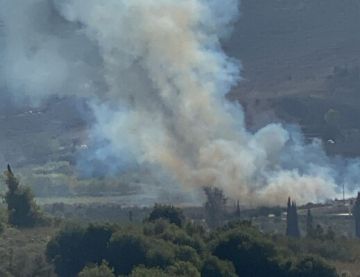 النشرة: اندلاع حريق إثر إلقاء محلقة إسرائيلية قنبلة حارقة على أطراف بلدة كفركلا