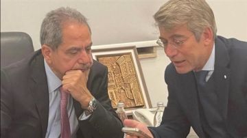 اللبنانيون يصبون غضبهم على وزير الطاقة جو صدي عبر منصة X بعد تقنين الكهرباء غير المسبوق: كنا بخير في زمن وليد فياض! اللبنانيون يصبون غضبهم على وزير الطاقة جو صدي عبر منصة X بعد تقنين الكهرباء غير المسبوق: كنا بخير في زمن وليد فياض!