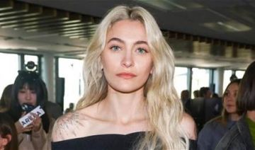 وسط نزاع قضائي متواصل باريس جاكسون تلقت 65 مليون دولار من تركة والدها