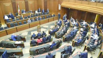 التلويح بمقاطعة جلسة الغد يفاقم التأزم بين بري وخصومه التلويح بمقاطعة جلسة الغد يفاقم التأزم بين بري وخصومه
