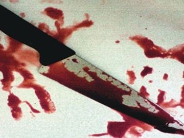 النشرة: العثور على شاب من بلدة العين في البقاع مقتولا في منزله بطعنة سكين في رقبته