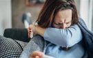 كيف تفرق بين نزلة البرد والحساسية الموسمية؟ - lb