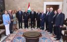 الرئيس عون يستقبل وفد جمعية جوقة الشرف برئاسة الأميرال الفرنسي آلان كولديفي - lb
