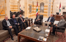 رئيس الحكومة عرض مع وفد فلسطيني أوضاع اللاجئين ومسار تسليم السلاح داخل المخيمات - lb