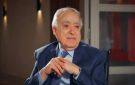 وزير الثقافة ناعيا طليع حمدان: سلام على شاعر لا يموت - lb
