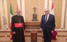البطريرك ميناسيان يلتقي نواف سلام في روما - lb