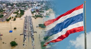 أمطار بلغت أعلى مستوى منذ 300 عام تايلاند تغرق في فيضانات تاريخية