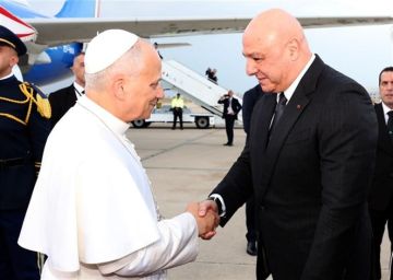 الرئيس عون في استقبال البابا :أبلغوا العالم عنا بأننا لن نموت ولن نرحل ولن نيأس ولن نستسلم