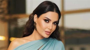 ببدلة رسمية.. سيرين عبد النور تتألق بآخر إطلالة لها (صورة)