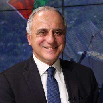 أبو ناضر متضامنا مع mtv ونداء الوطن: لن نسلم حريتنا