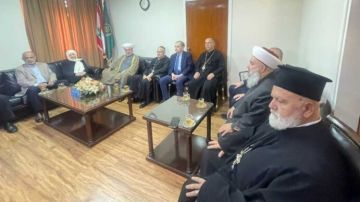 إجتماع في دار إفتاء صيدا دان مجزرة عين الحلوة واكد وحدة الصف في مواجهة الفتن إجتماع في دار إفتاء صيدا دان مجزرة عين الحلوة واكد وحدة الصف في مواجهة الفتن