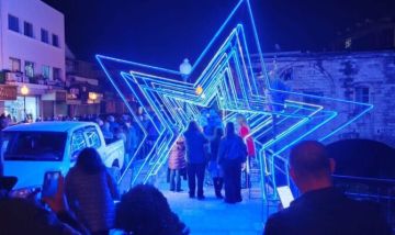 مدينة زحلة أطلقت موسم زينة عيدي الميلاد ورأس السنة بإضاءة الزينة الميلادية