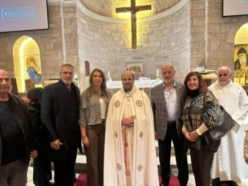 المطران معوض زار أبرشية كندا بدعوة من المطران تابت