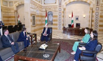 بريطانيا: نقف إلى جانب لبنان بريطانيا: نقف إلى جانب لبنان