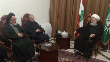 العلامة الخطيب يلتقي سلام والسفير الفلسطيني ووفد الحوار