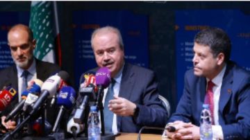 جولة لجابر ورسامني في مرفأ بيروت