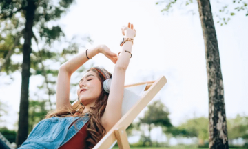 عشها ببطء.. 6 عادات تساعد على الاستمتاع بلحظات الحياة