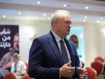 مهرجان زمن الأبطال.. سفير روسيا في لبنان يشيد بدور RT العربية في بناء الجسور الإعلامية والثقافية مهرجان زمن الأبطال.. سفير روسيا في لبنان يشيد بدور RT العربية في بناء الجسور الإعلامية والثقافية