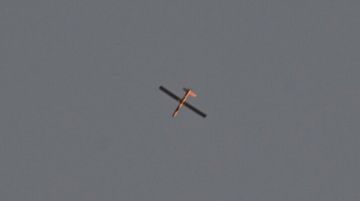 النشرة: تحليق للطيران المسير الإسرائيلي في اجواء مدينة بعلبك ودوريس والجوار النشرة: تحليق للطيران المسير الإسرائيلي في اجواء مدينة بعلبك ودوريس والجوار