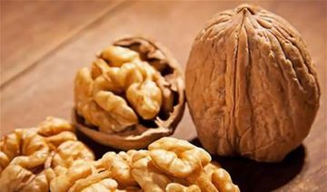 لن تصدق ما يفعله الجوز بصحتك من حماية القلب إلى محاربة الأورام!