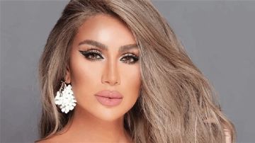 بتنورة جلد قصيرة مايا دياب بإطلالة جريئة جديدة (صور)