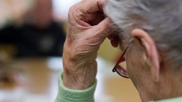 انخفاض الدخل يرتبط بالإصابة بأمراض عدة... ما هي؟