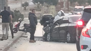 بالفيديو: حادث سير مروع وزحمة خانقة بالفيديو: حادث سير مروع وزحمة خانقة