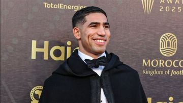 تألق مغربي في جوائز الاتحاد الإفريقي لكرة القدم تألق مغربي في جوائز الاتحاد الإفريقي لكرة القدم