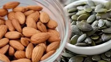 أيهما الأفضل.. بذور اليقطين أم اللوز؟