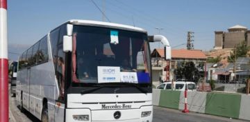 انطلاق حافلات تقل نازحين سوريين من شمال لبنان ضمن المرحلة الثامنة من خطة العودة المنظمة انطلاق حافلات تقل نازحين سوريين من شمال لبنان ضمن المرحلة الثامنة من خطة العودة المنظمة