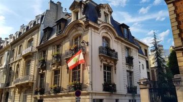 طرد مشبوه بالسفارة اللبنانية في باريس.. وإخلاء فوري! طرد مشبوه بالسفارة اللبنانية في باريس.. وإخلاء فوري!