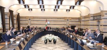 مجلس الوزراء عين عادل جرجس الشباب مديرا عاما لوزارة الصناعة ووافق على منحة مالية للعسكريين مجلس الوزراء عين عادل جرجس الشباب مديرا عاما لوزارة الصناعة ووافق على منحة مالية للعسكريين