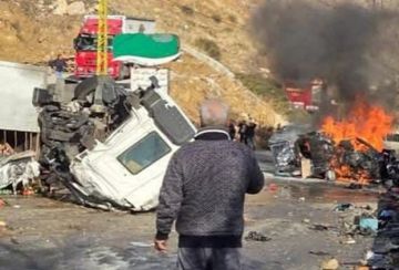 بالصورة- حادث مروع .. ومقتل شخصين! بالصورة- حادث مروع .. ومقتل شخصين!